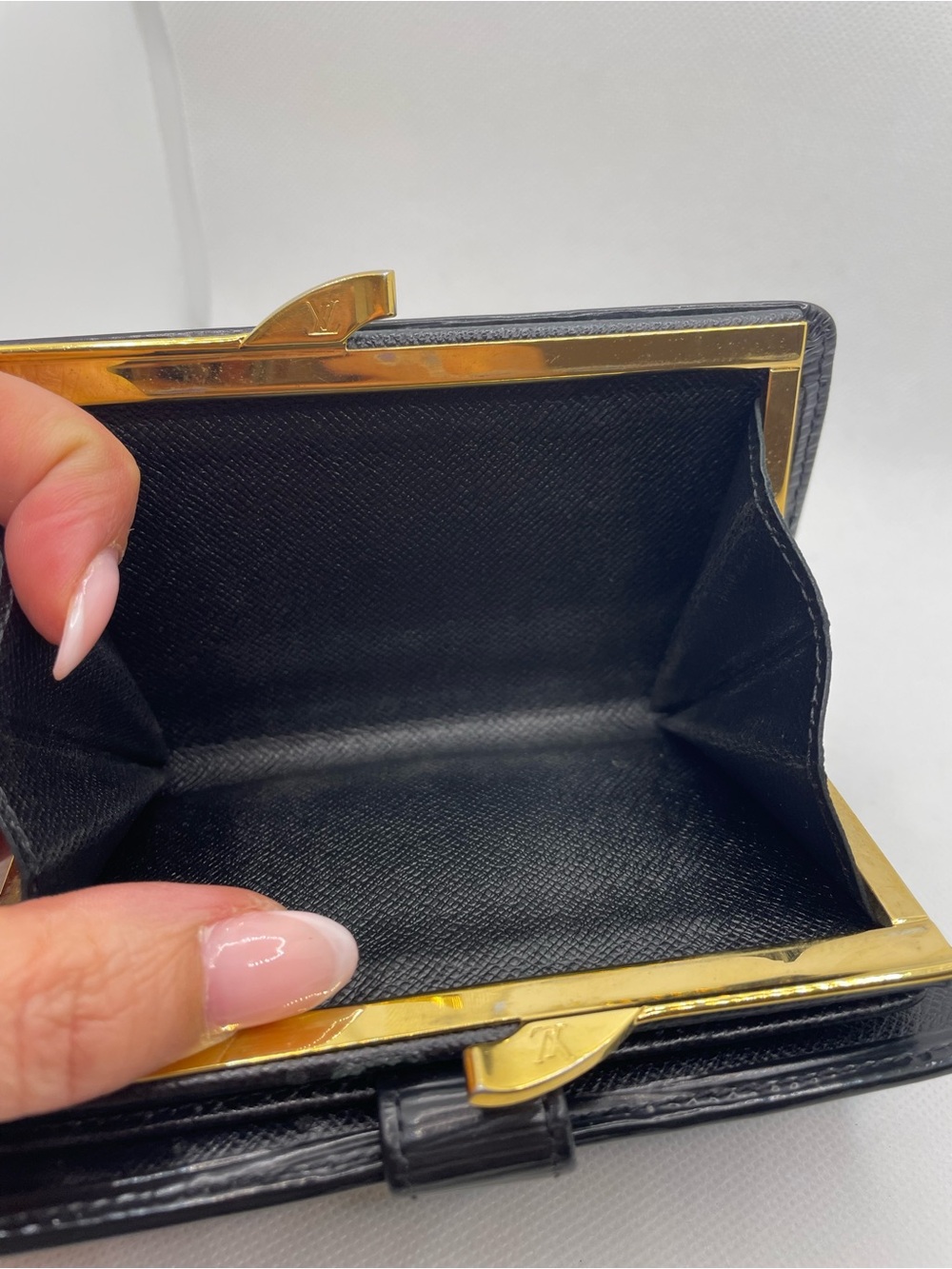 Authentic- Louis Vuitton Black Epi Leather Bi-Fold Wallet with Snap Tab - Picture 6 of 8